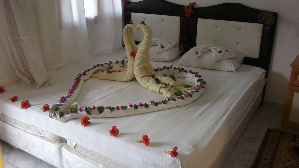 Ipsos Hotel Белдиби Екстериор снимка